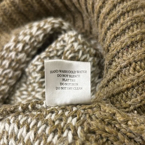 HYFVE Patterned Cowl Neck Sweater in Olive Women’s Size Large - Picture 10 of 12